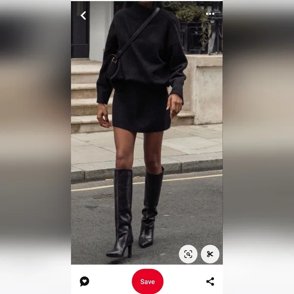 *SOLD* Black Knee-High Leather Boots - Picture 4 of 5